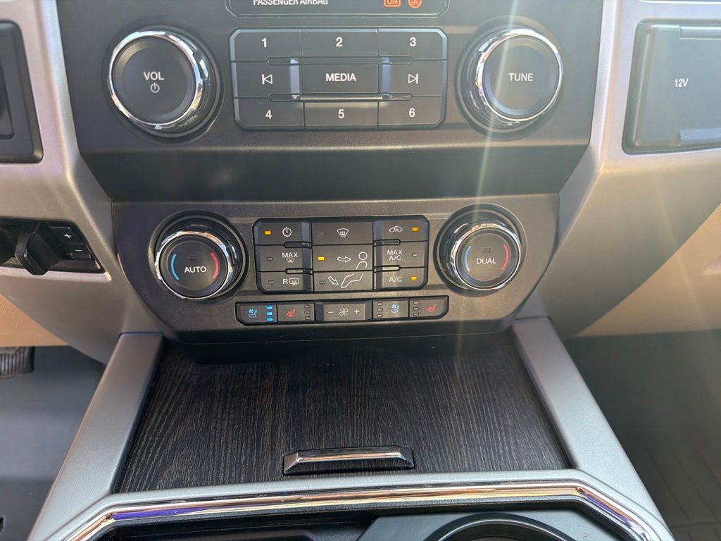 2021 Ford F-250 Super Duty LARIAT