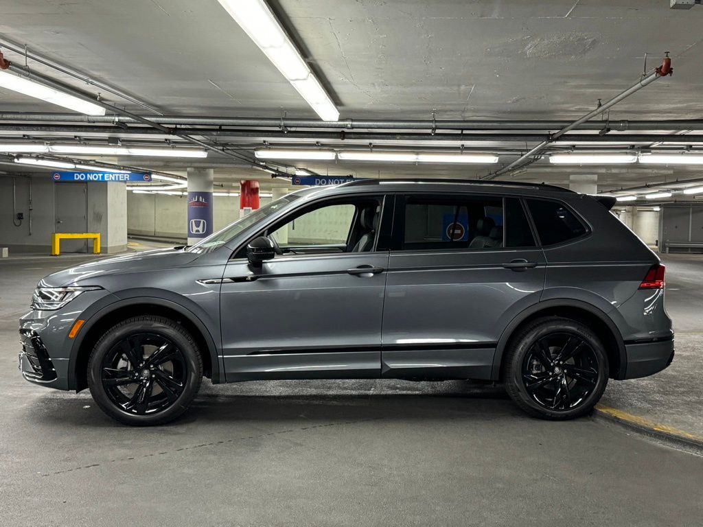 2024 Volkswagen Tiguan 2.0T SE R-Line Black 31