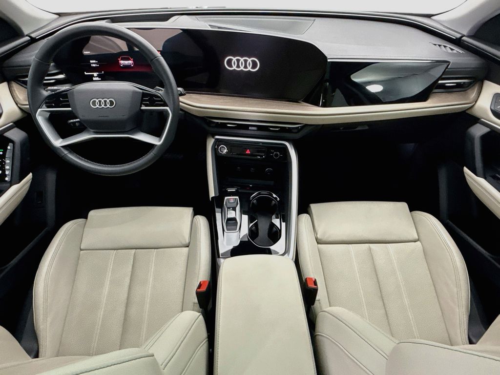 Thumbnail: 2025 Audi Q5 - 13