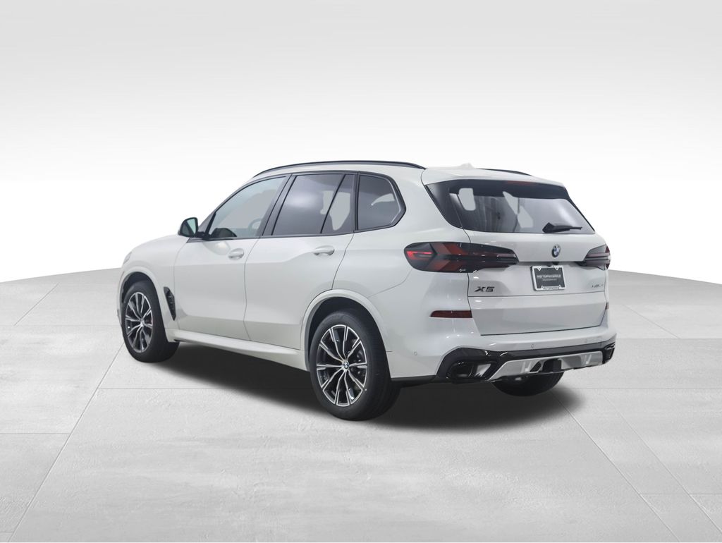 Thumbnail: 2026 BMW X5 - 4