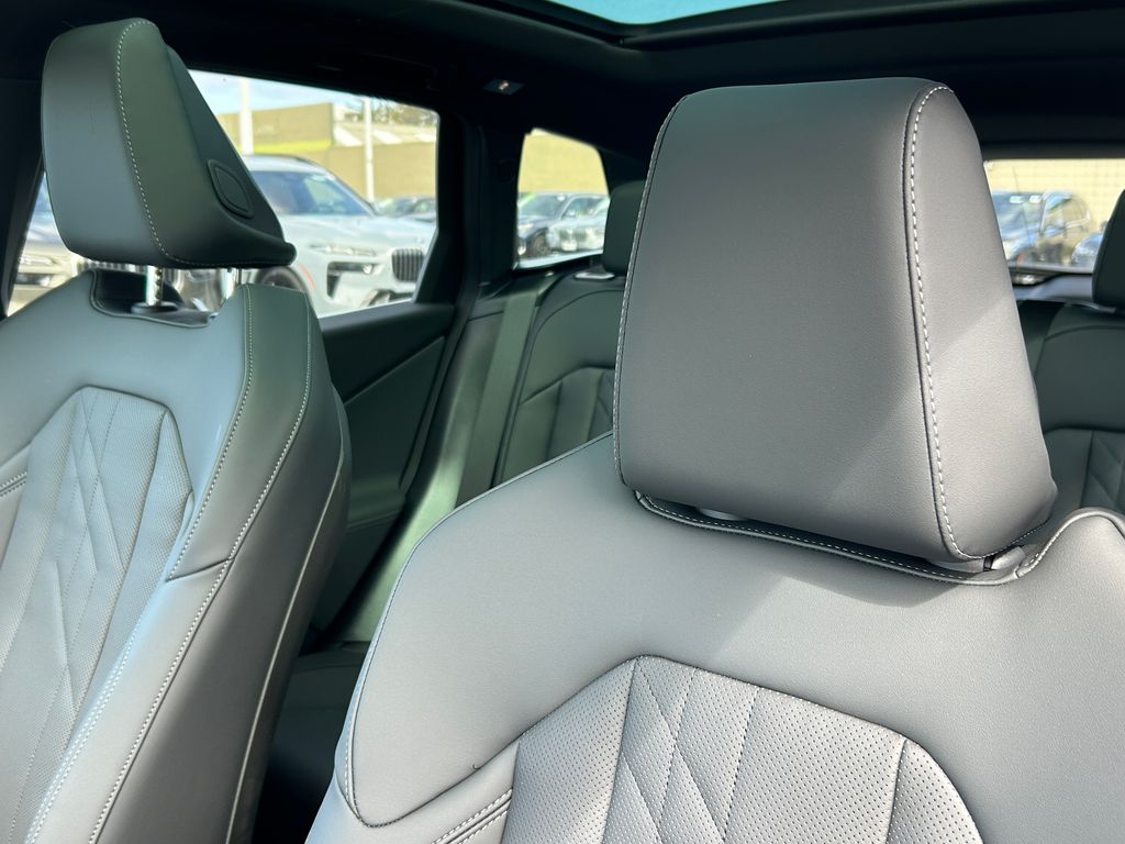 2025 BMW X3 3.0i 14
