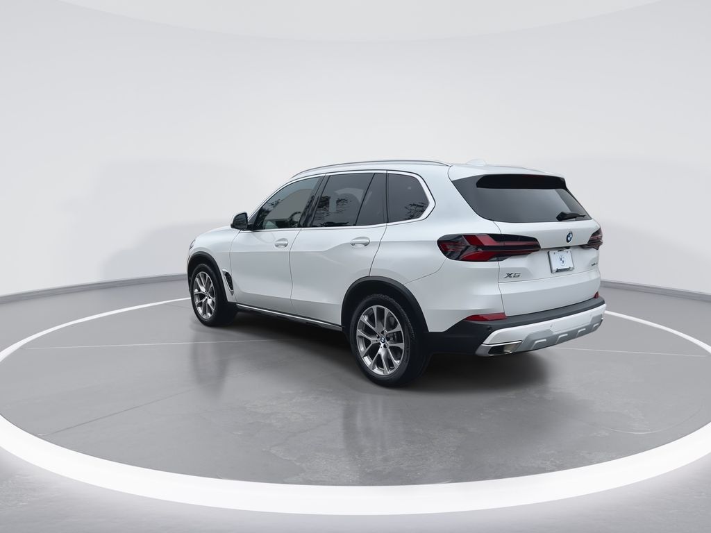 Thumbnail: 2024 BMW X5 - 6