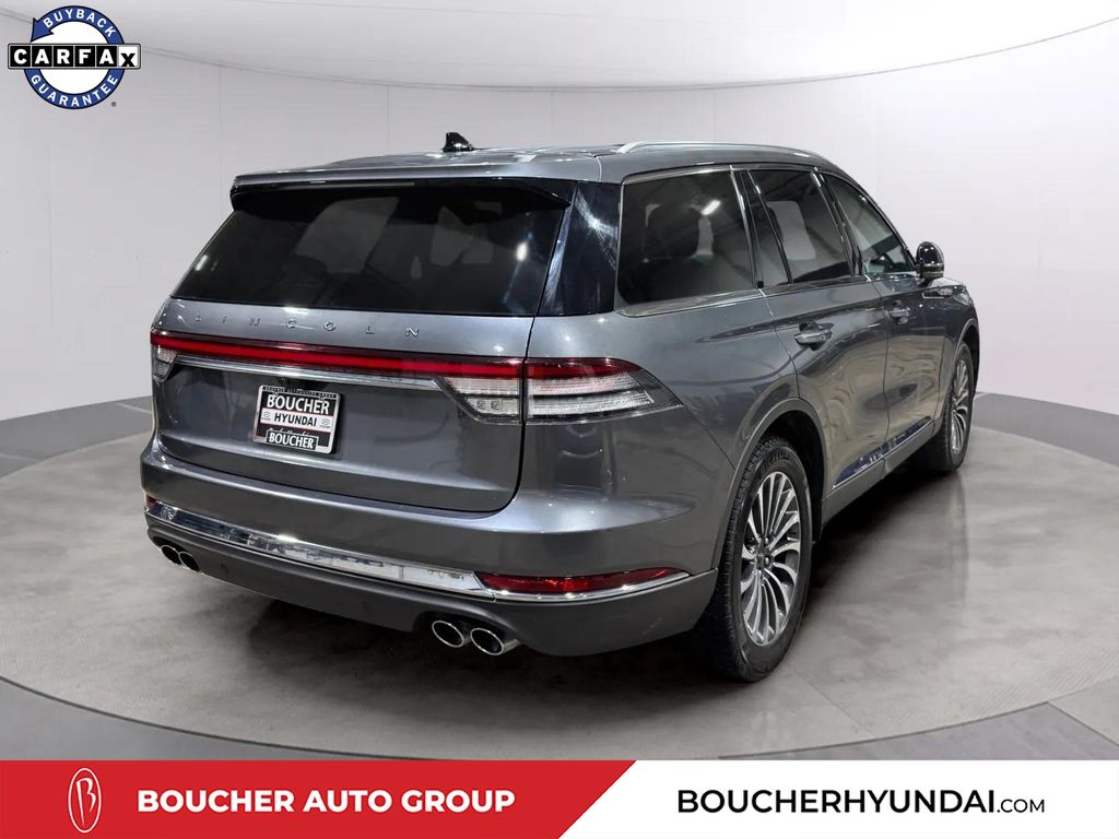 Used 2023 Gray Lincoln Reserve image 3