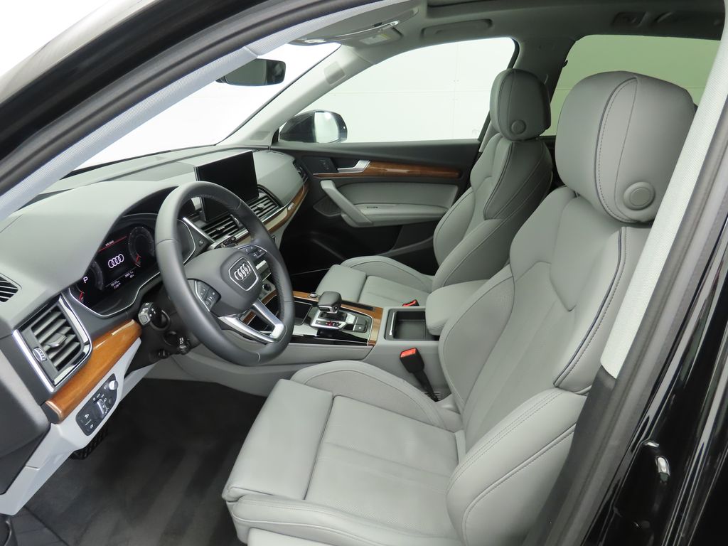 2022 Audi Q5 e Prestige 20