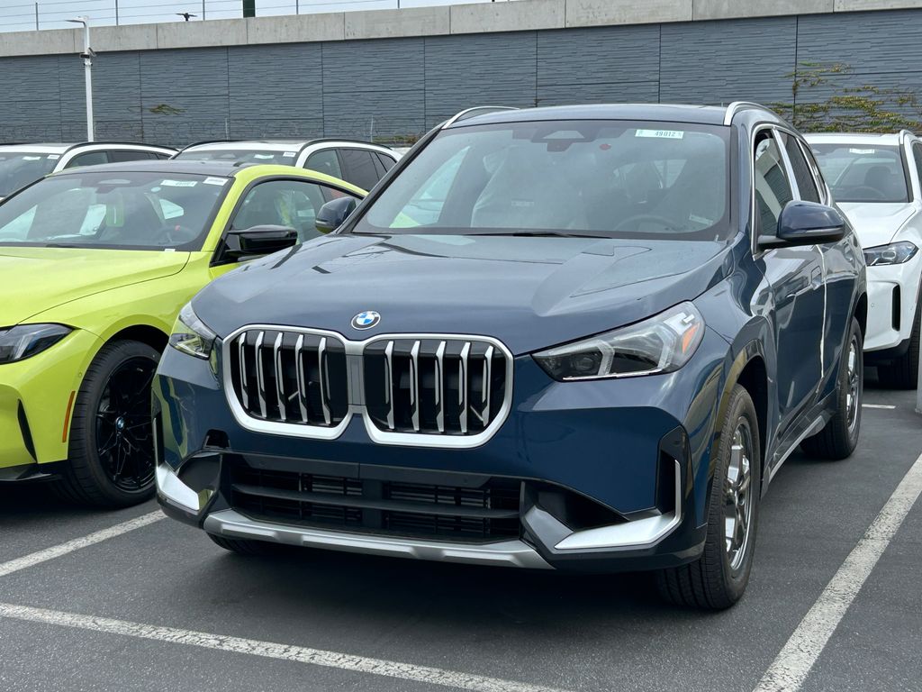 Thumbnail: 2026 BMW X1 - 2