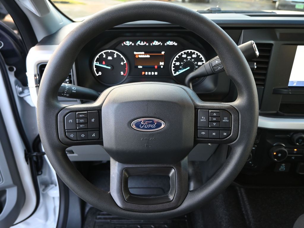 2025 Ford F-250 Super Duty XL