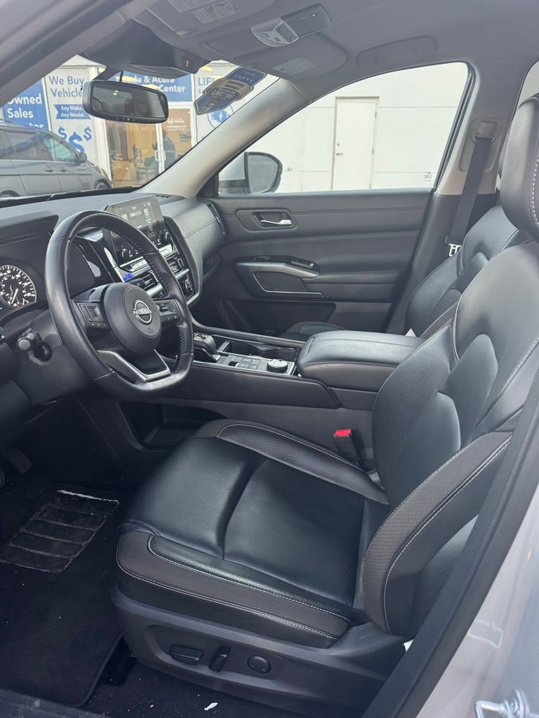 2022 Nissan Pathfinder SL - Photo 10
