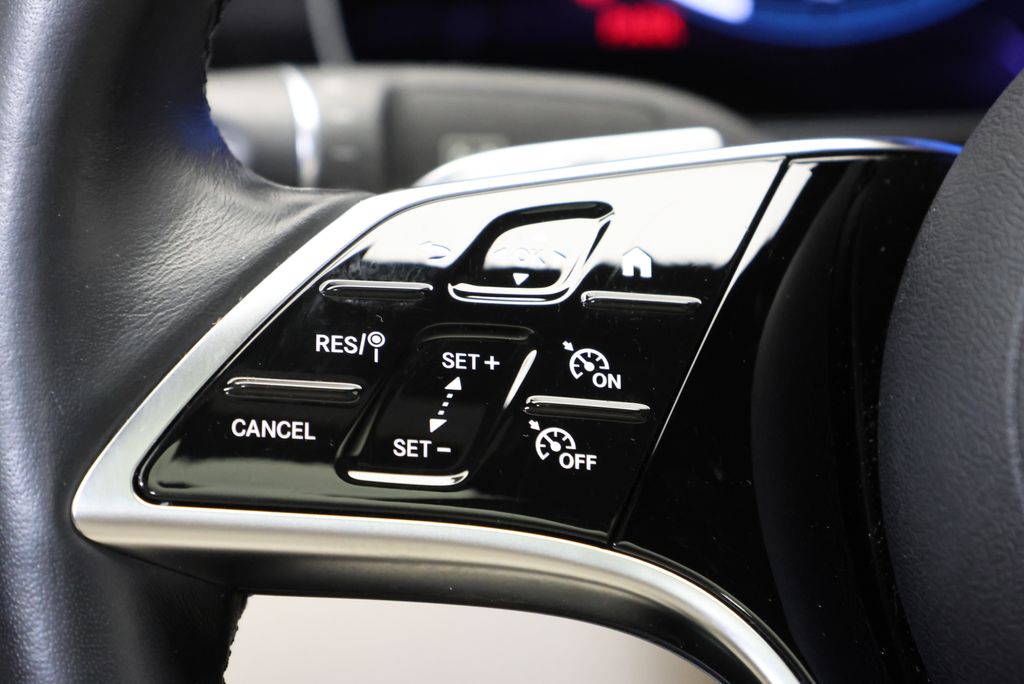 Thumbnail: 2023 Mercedes-Benz E-Class - 21