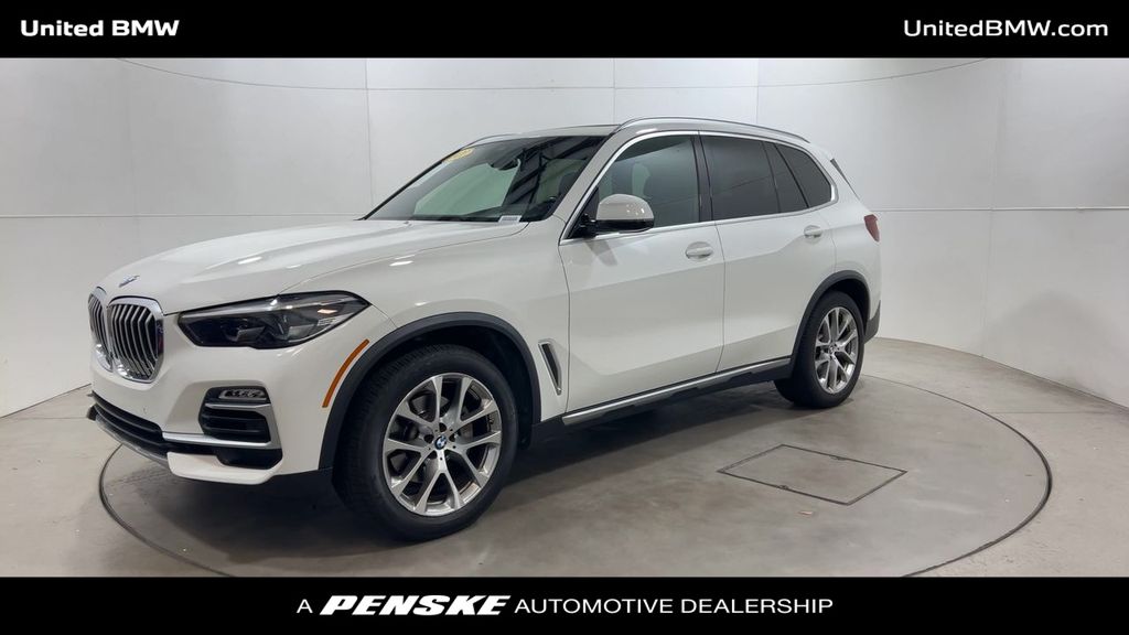 Thumbnail: 2021 BMW X5 - 4
