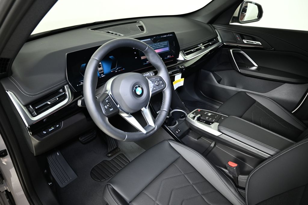 Thumbnail: 2026 BMW X1 - 15