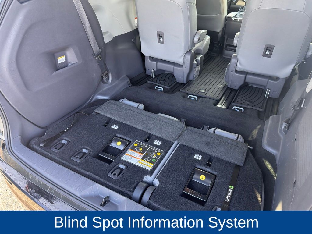 2021 Toyota Sienna Limited 7-Passenger