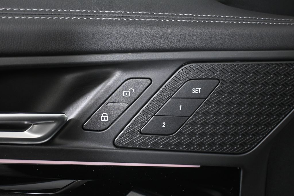 Thumbnail: 2023 BMW X1 - 27