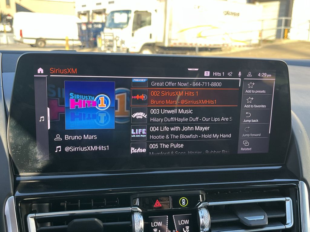 Thumbnail: 2024 BMW 8 Series - 16