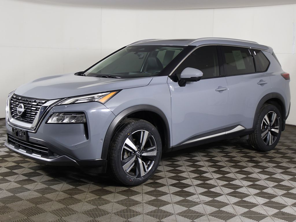 Used 2023 Gray Nissan SL image 9