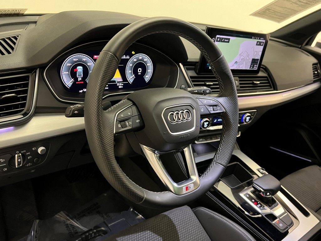 Thumbnail: 2023 Audi Q5 - 23