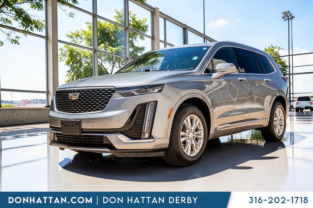 Argent Silver Metallic 2023 Cadillac XT6 Luxury FWD SUV / Crossover Front-Wheel Drive 9-Speed Automatic