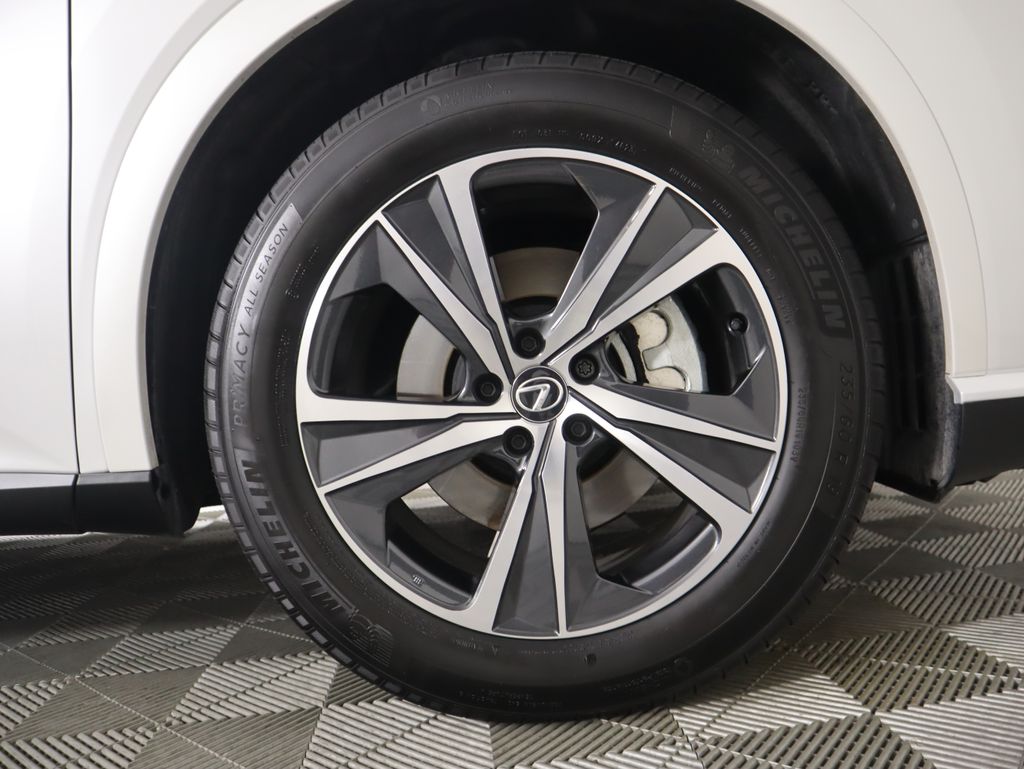 Thumbnail: 2024 Lexus RX - 32