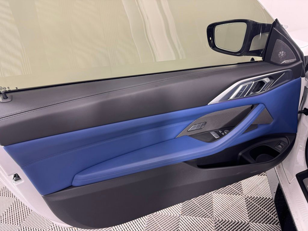 Thumbnail: 2025 BMW M4 - 10