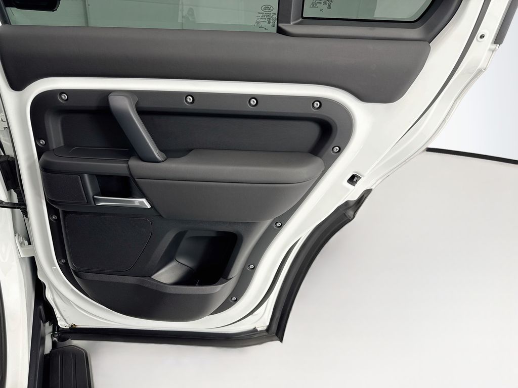 Thumbnail: 2025 Land Rover Defender - 26