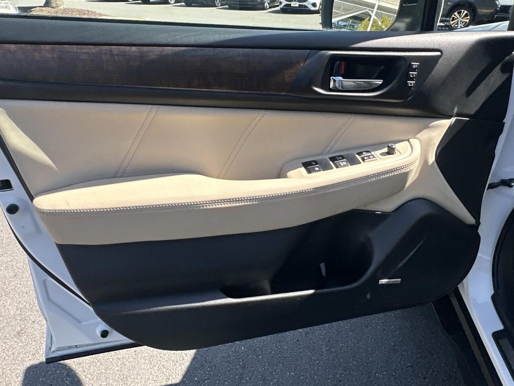 Thumbnail: 2019 Subaru Outback - 16