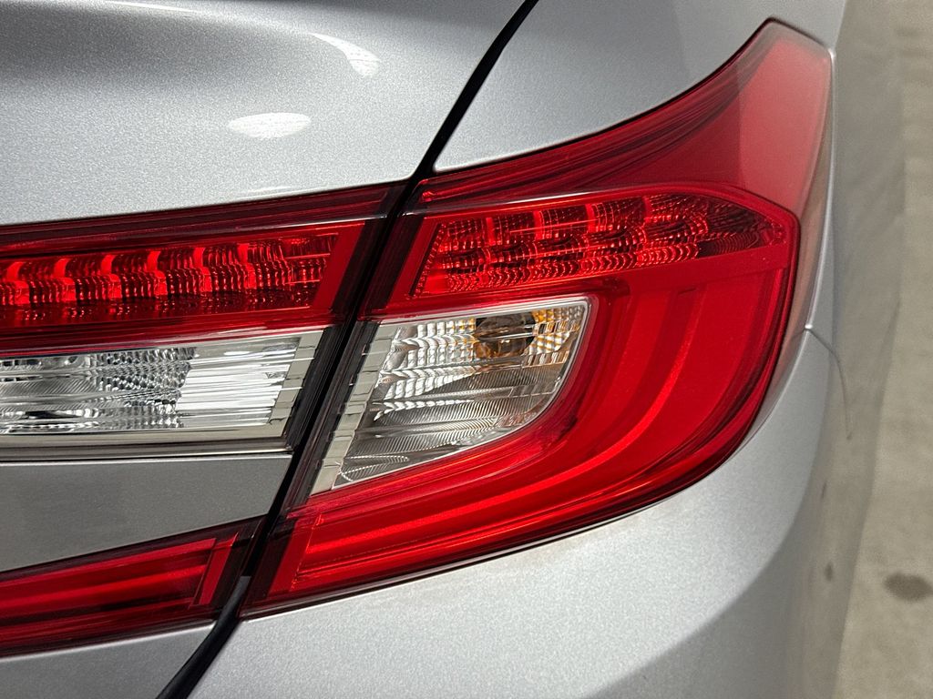 Used Car 2021 Honda Accord Hybrid  Ex For Sale Under $25,000 In Austin, Texas