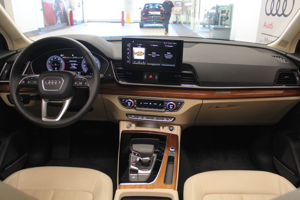 Thumbnail: 2023 Audi Q5 - 10