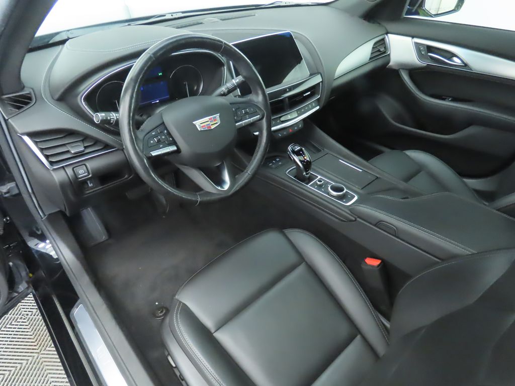 Thumbnail: 2022 Cadillac CT5 - 9