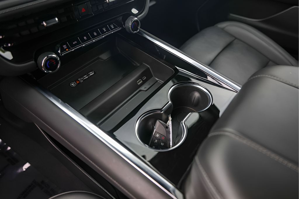 Used Car 2025 Chevrolet Tahoe  Lt For Sale Under $60,000 In Austin, Texas