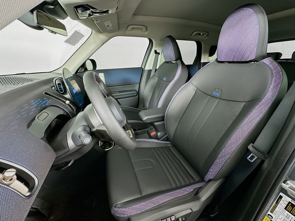 Thumbnail: 2025 MINI Cooper Countryman - 16