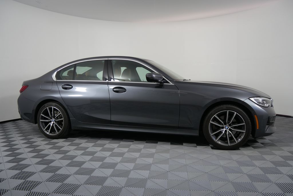 2022 BMW 3 Series 330i xDrive 2