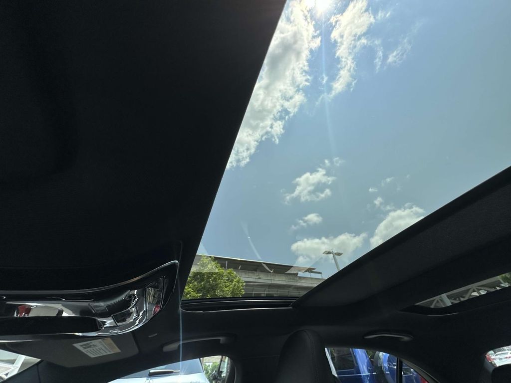 2024 Mercedes-Benz C-Class C 300 9