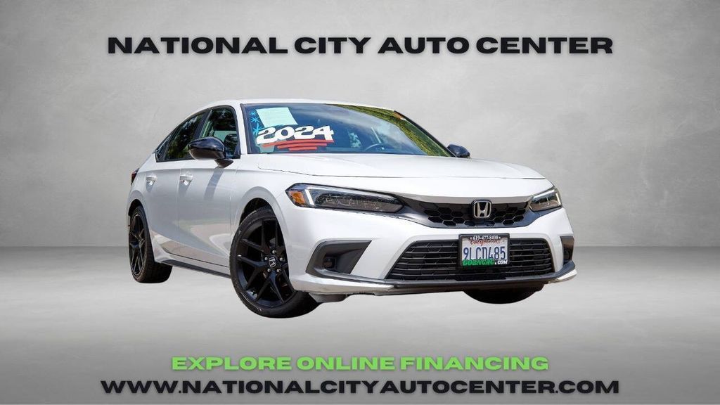 2024 Honda Civic Hatchback Sport's photo