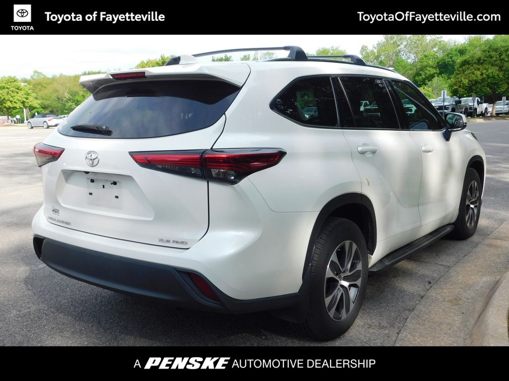 2021 Toyota Highlander XLE 4