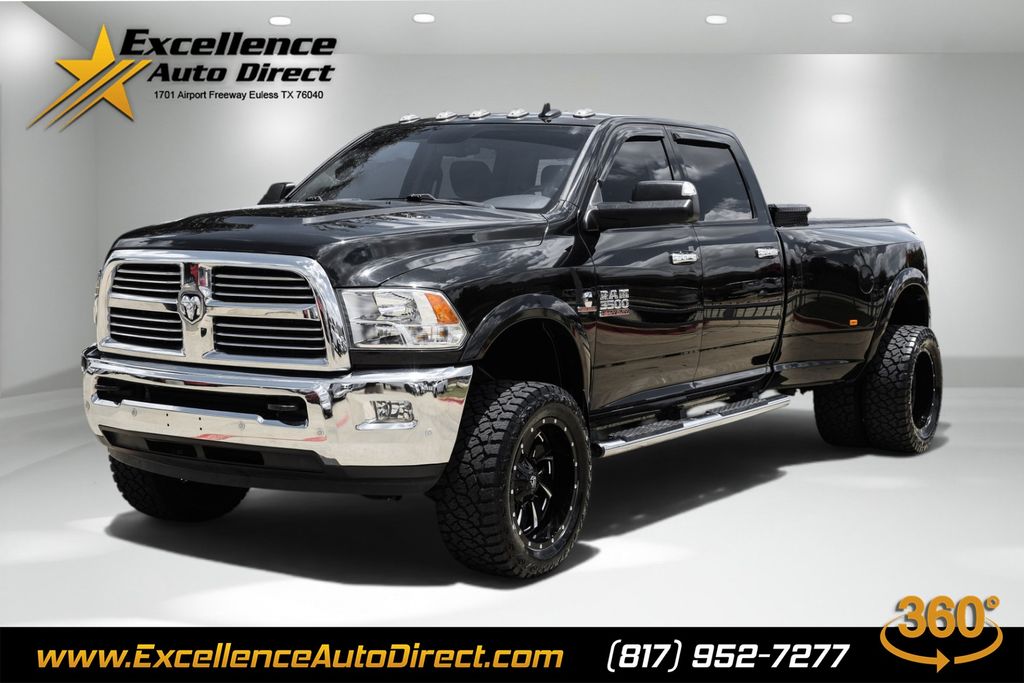 Brilliant Black Crystal Pearlcoat 2017 RAM 3500 Pickup Truck Four-Wheel Drive 6-Speed Automatic
