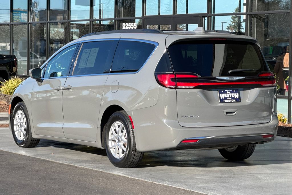 used 2022 Chrysler Pacifica car, priced at $21,918
