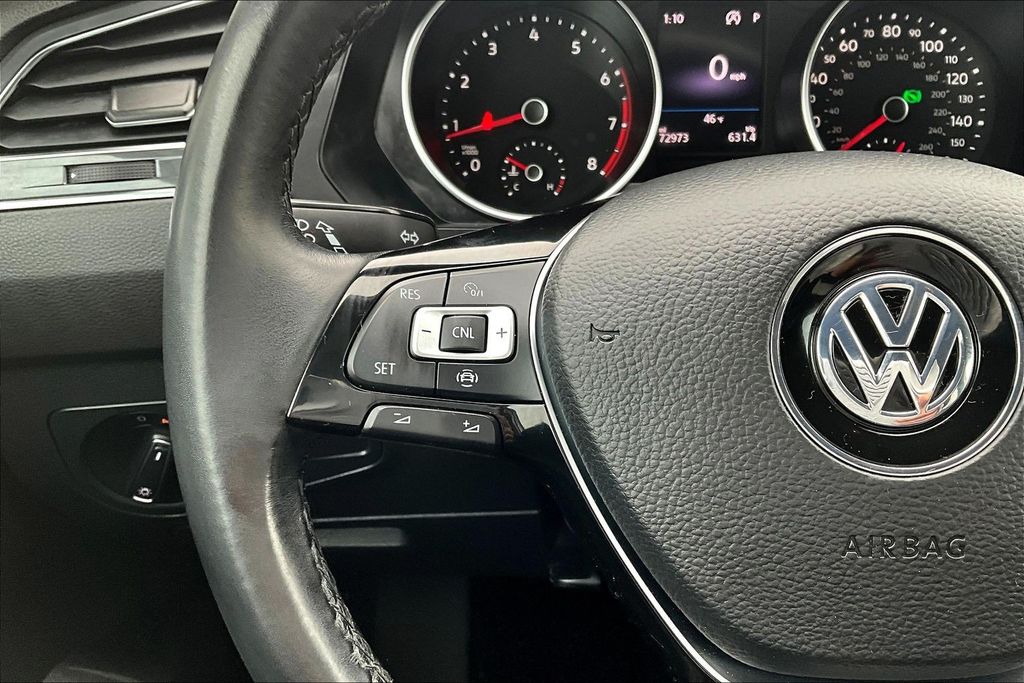 Used 2019 White Volkswagen 2.0T SE image 12