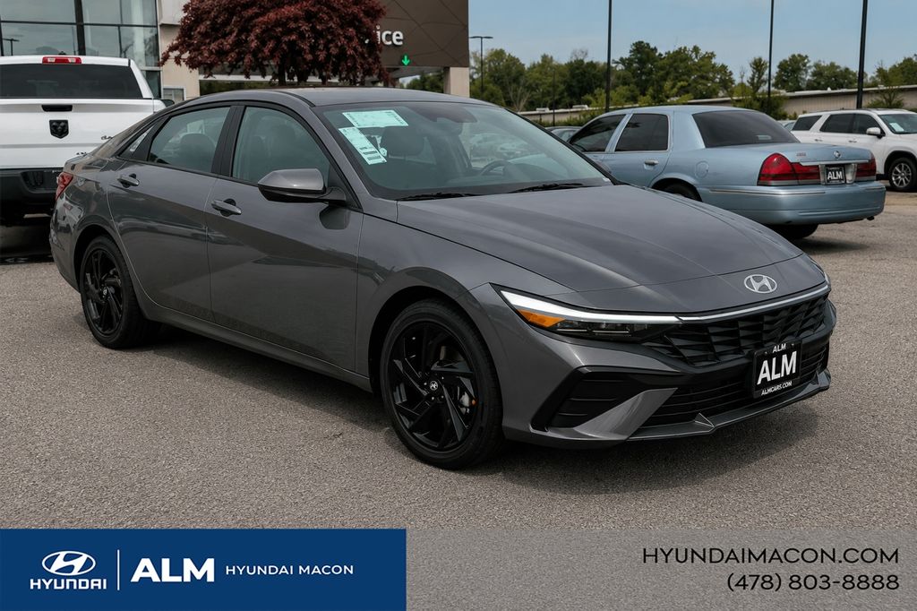 New 2026 Gray HYUNDAI SEL Sport Plus image 4