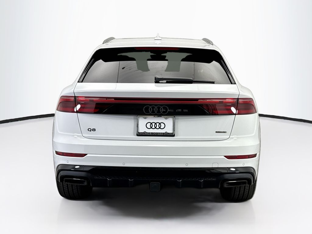 Thumbnail: 2026 Audi Q8 - 6