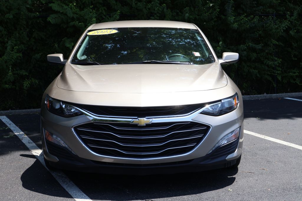 Thumbnail: 2023 Chevrolet Malibu - 2