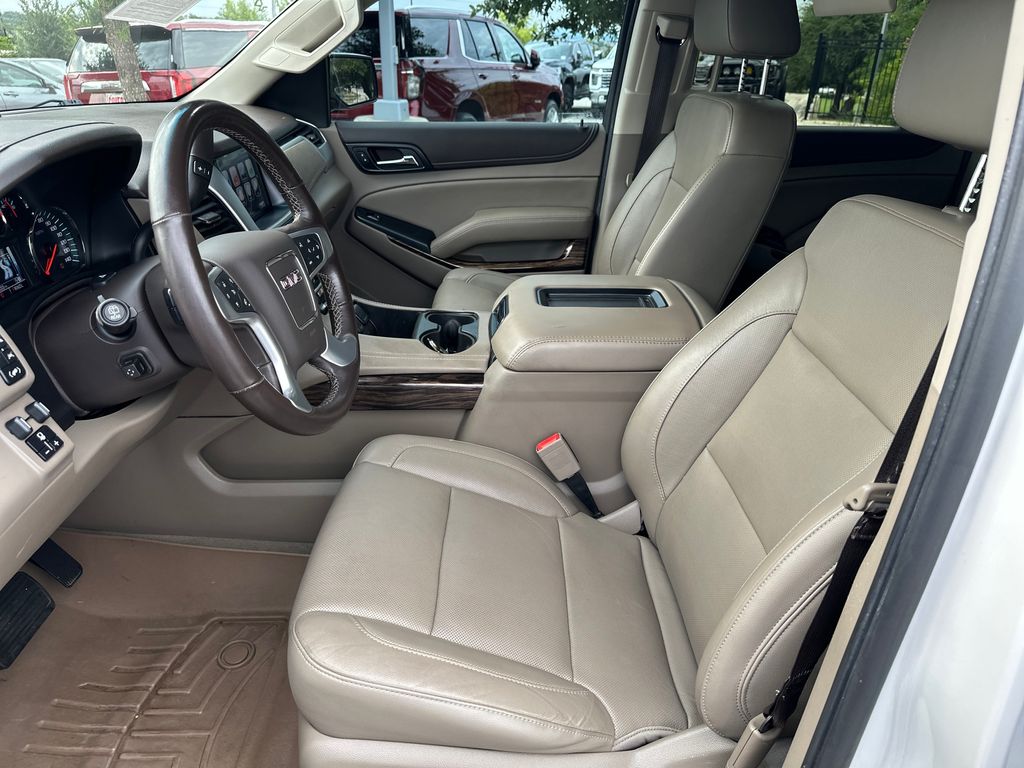 Used 2020 White GMC SLT image 18