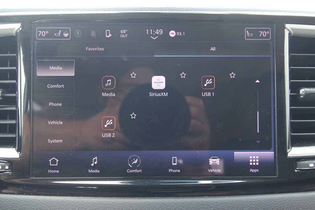 Used 2023 Chrysler Pacifica Van