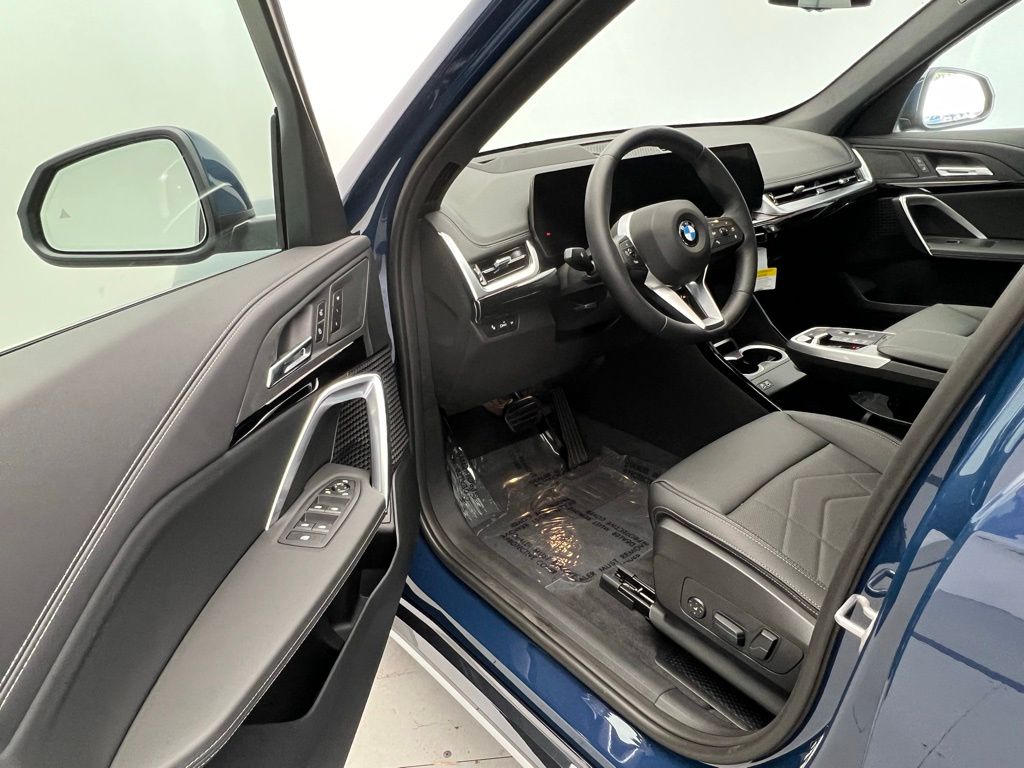 Thumbnail: 2026 BMW X1 - 21