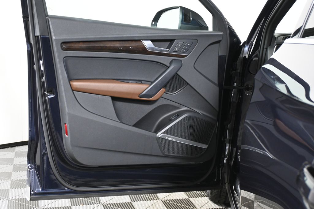 Thumbnail: 2018 Audi Q5 - 28