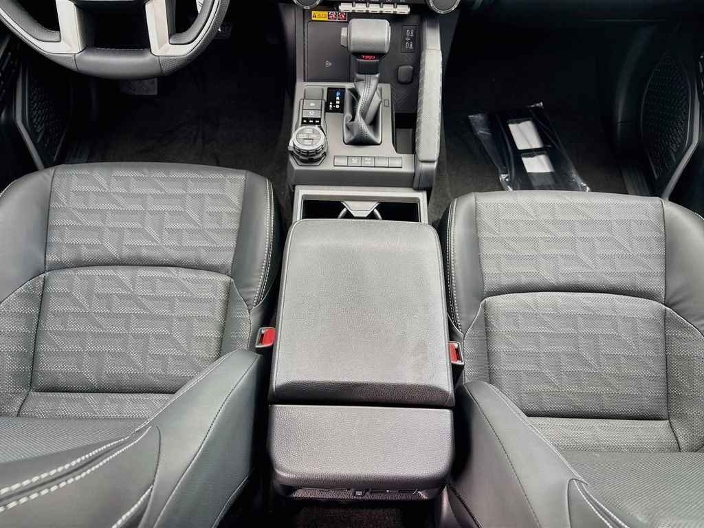 Thumbnail: 2026 Toyota 4Runner - 16