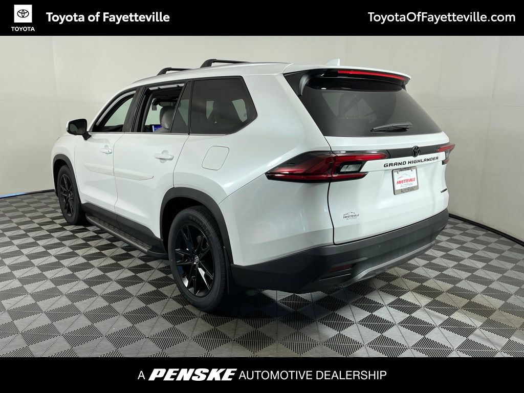 Thumbnail: 2026 Toyota Grand Highlander - 3