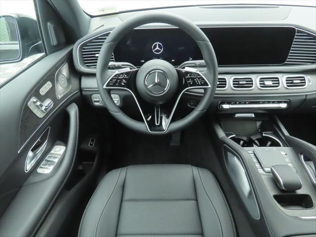 Thumbnail: 2026 Mercedes-Benz GLE - 10