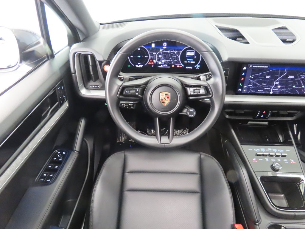 Thumbnail: 2025 Porsche Cayenne - 16