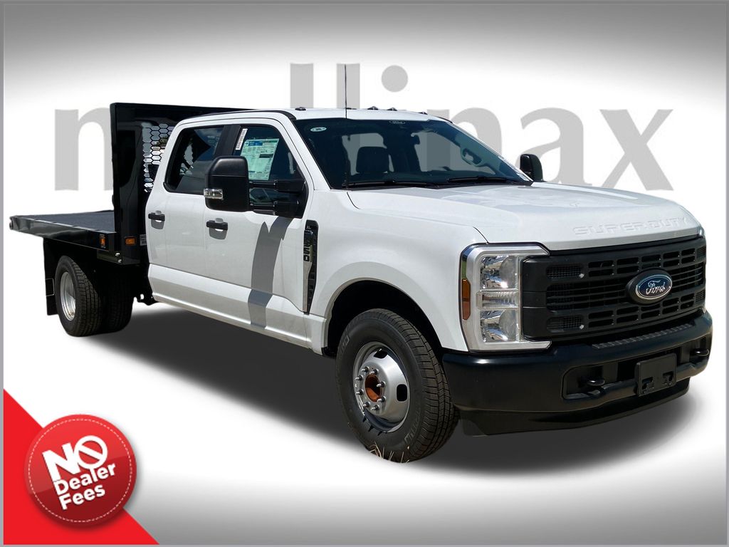 2025 Ford F-350 Super Duty Chassis Cab XL's photo