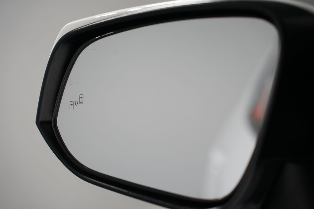 Thumbnail: 2025 Toyota RAV4 - 26