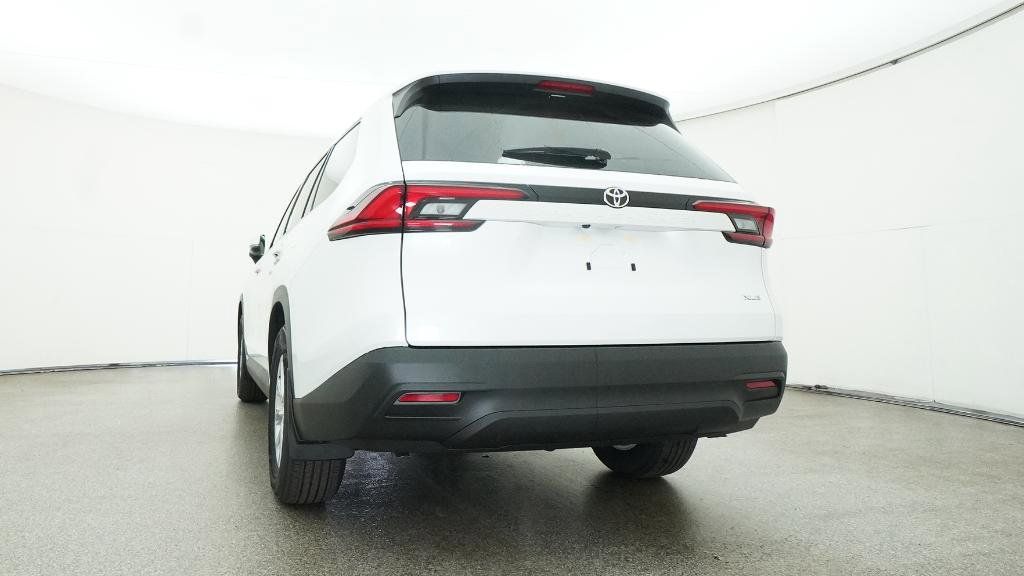 Thumbnail: 2026 Toyota Grand Highlander - 26